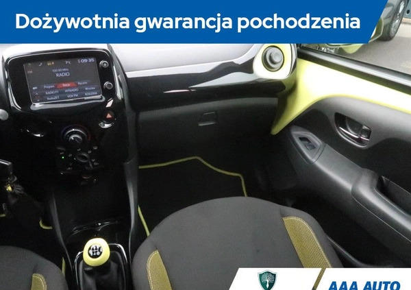 Toyota Aygo cena 39000 przebieg: 55839, rok produkcji 2016 z Międzybórz małe 191